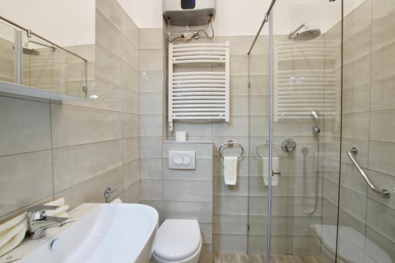 Standard Apartment By Hi5 - Csengery 3 Budapest Esterno foto
